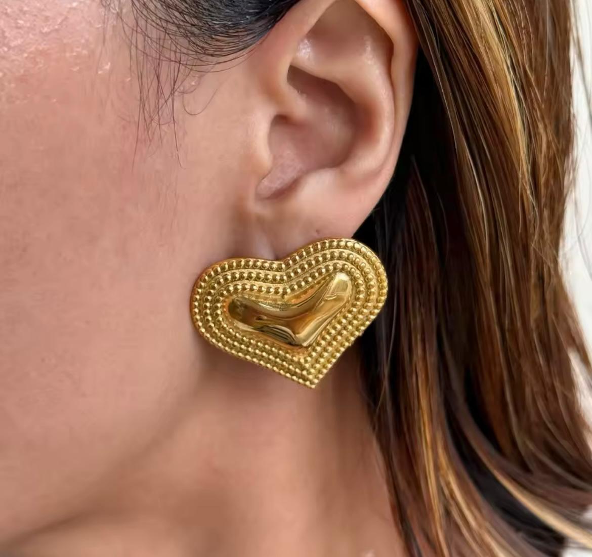 Orecchini LoVe Borchiette