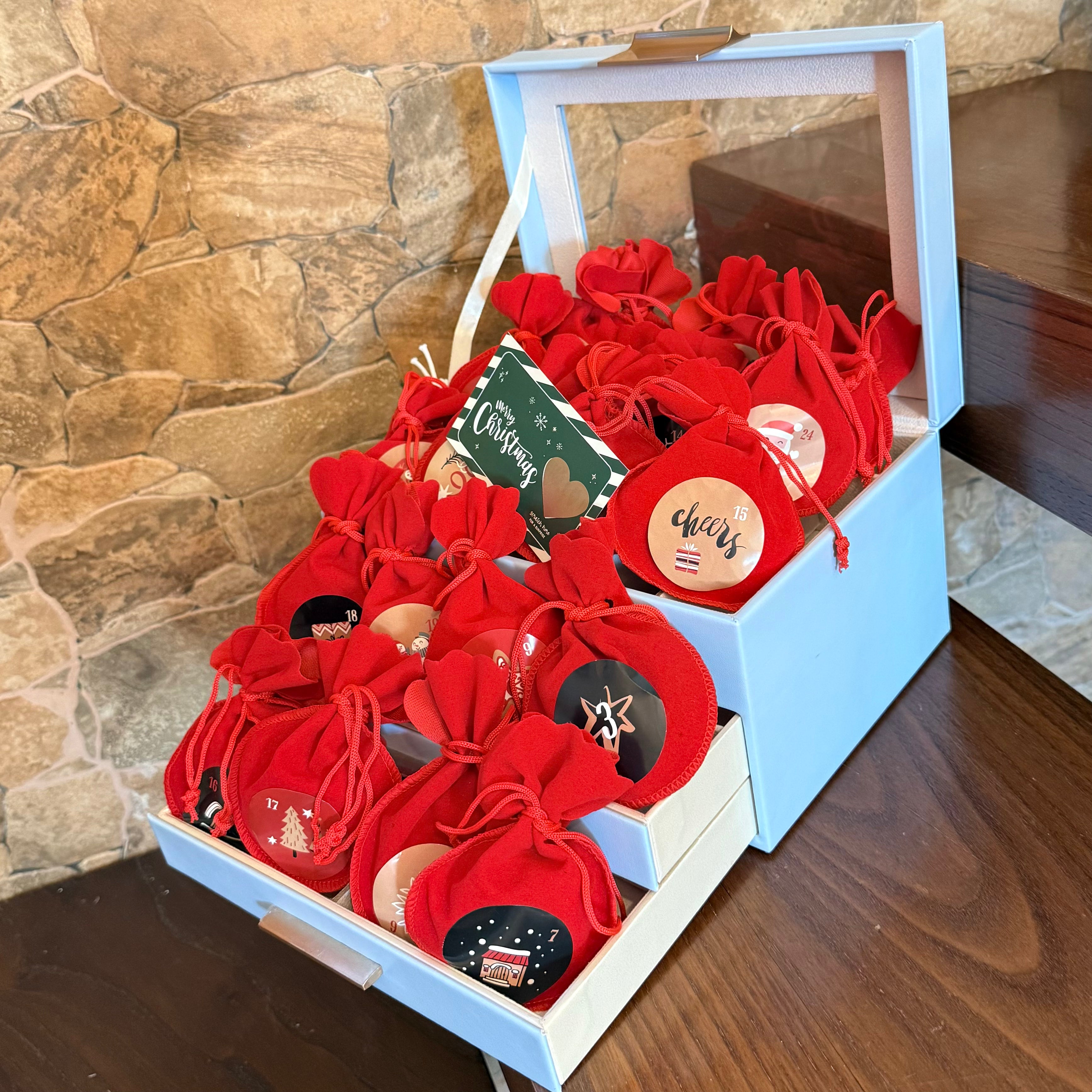 CALENDARIO DELL'AVVENTO CELESTE