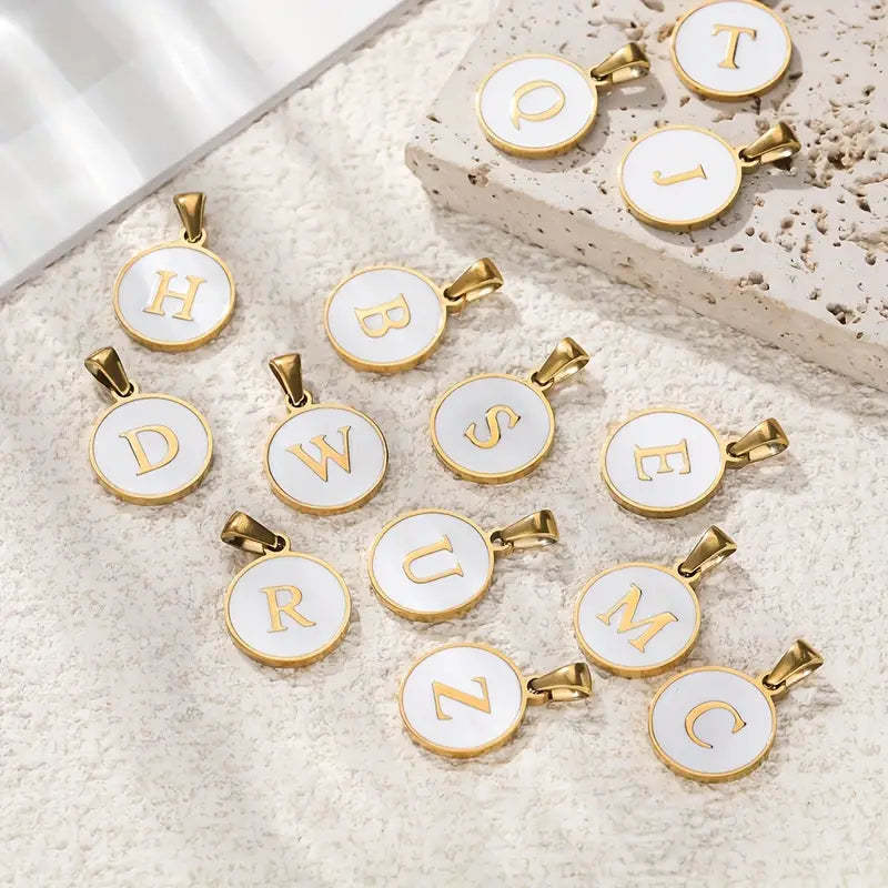 Ciondolo Lettera Madreperla