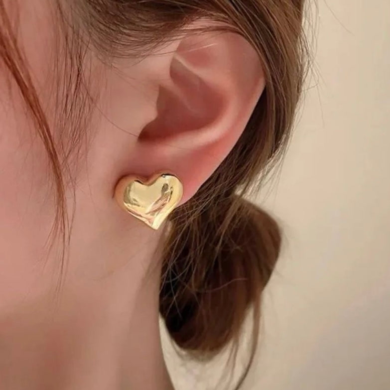 Orecchini LOVE 18 mm