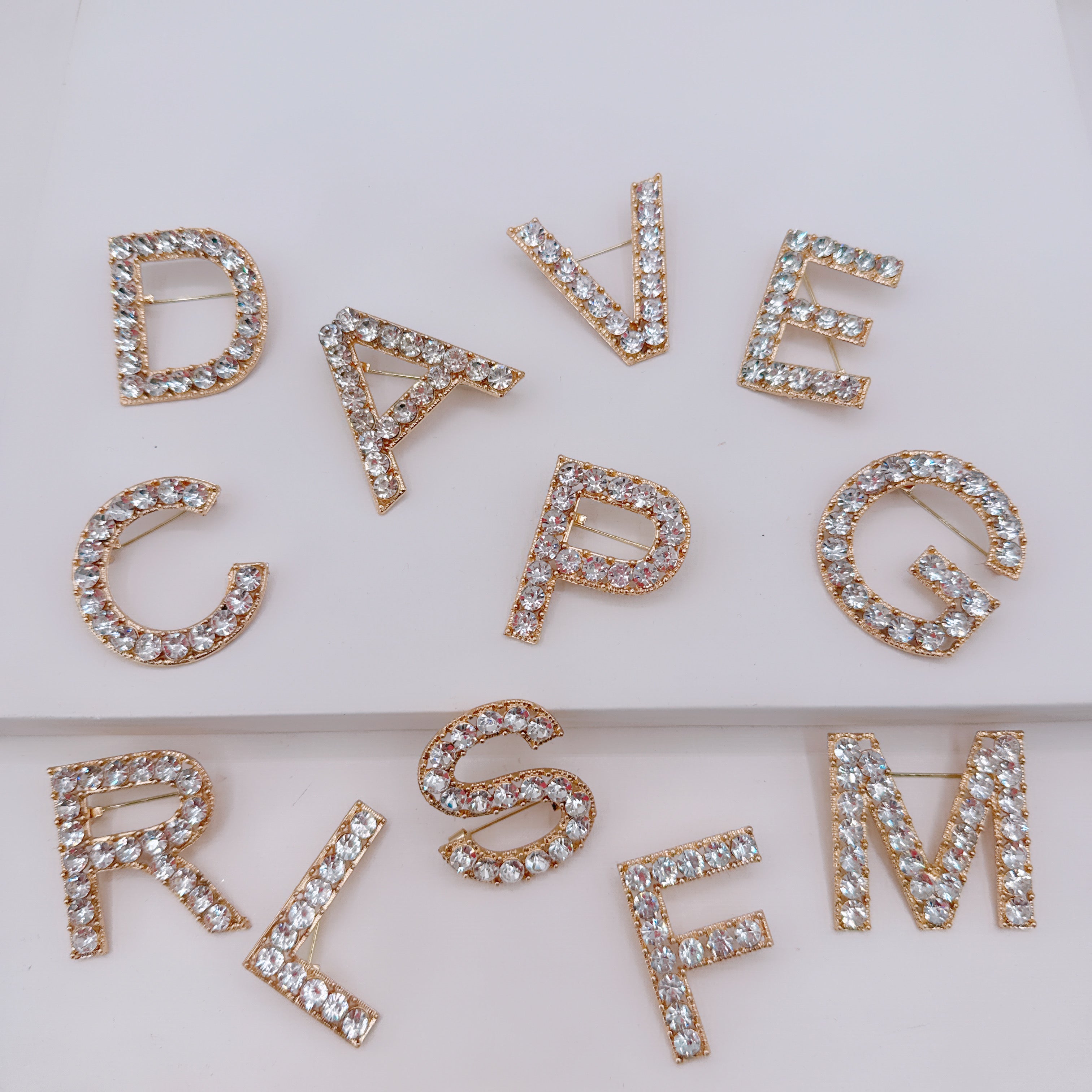 Spilla Iniziale Luxury Gold