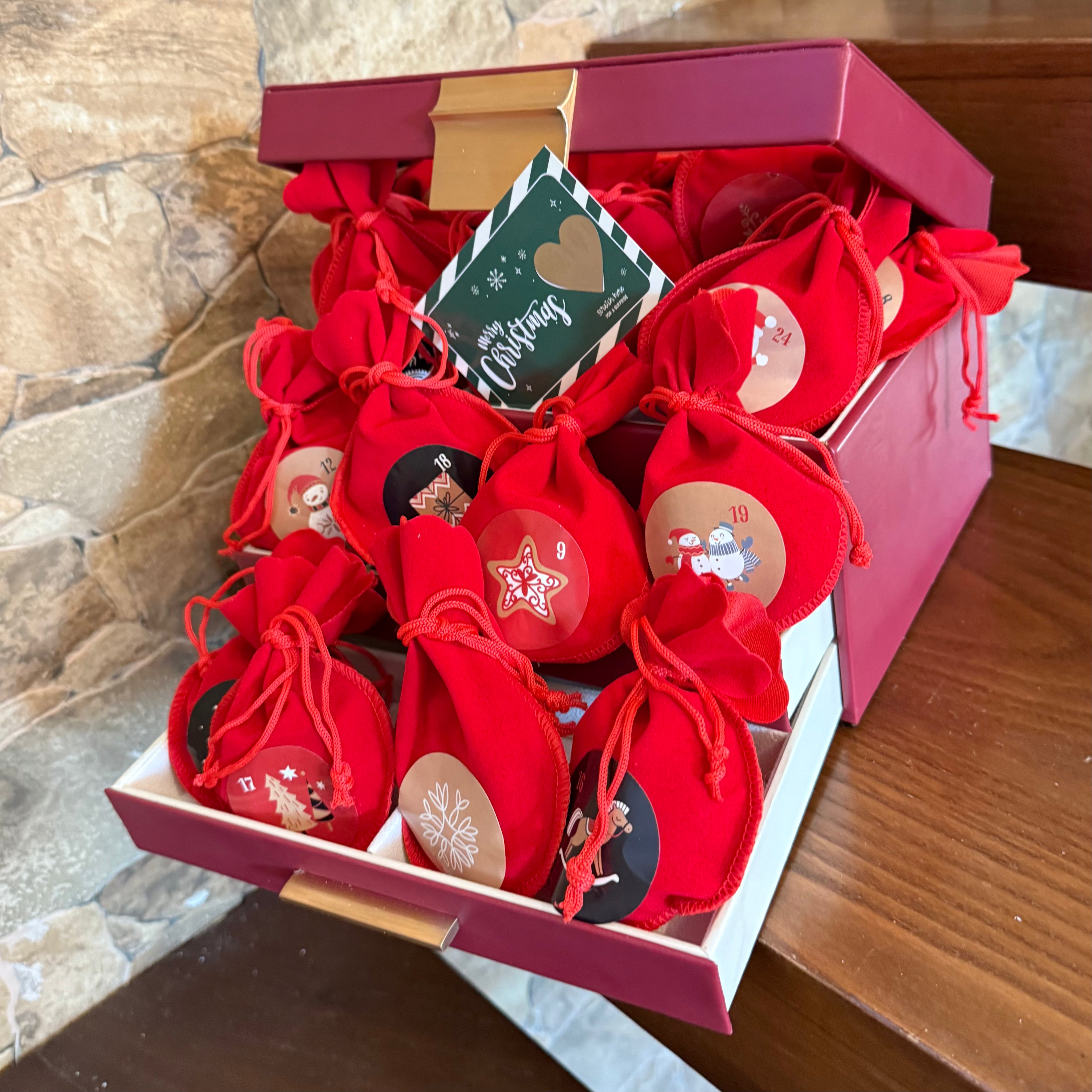 CALENDARIO DELL' AVVENTO BORDEAUX