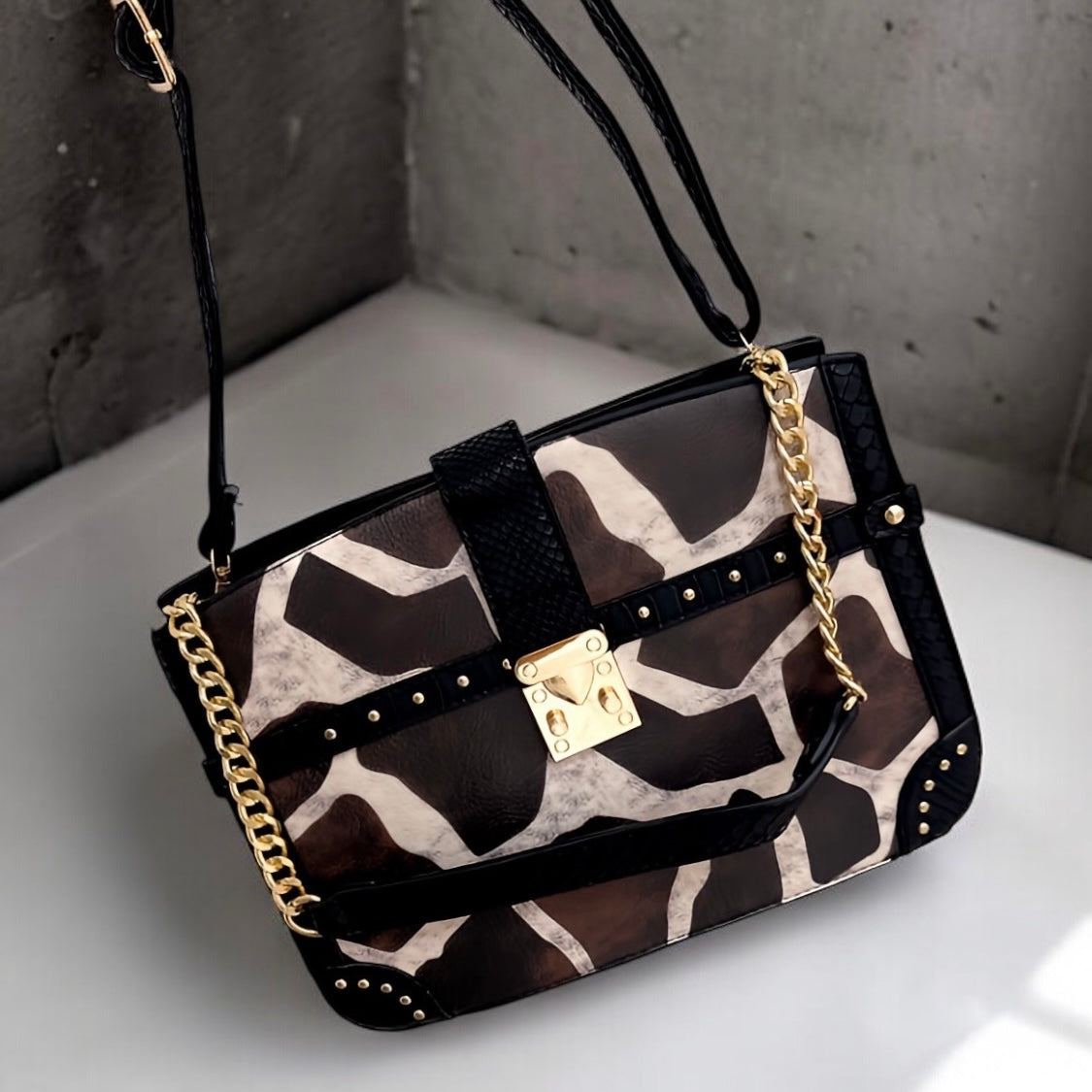 Borsa Animalier Borchie