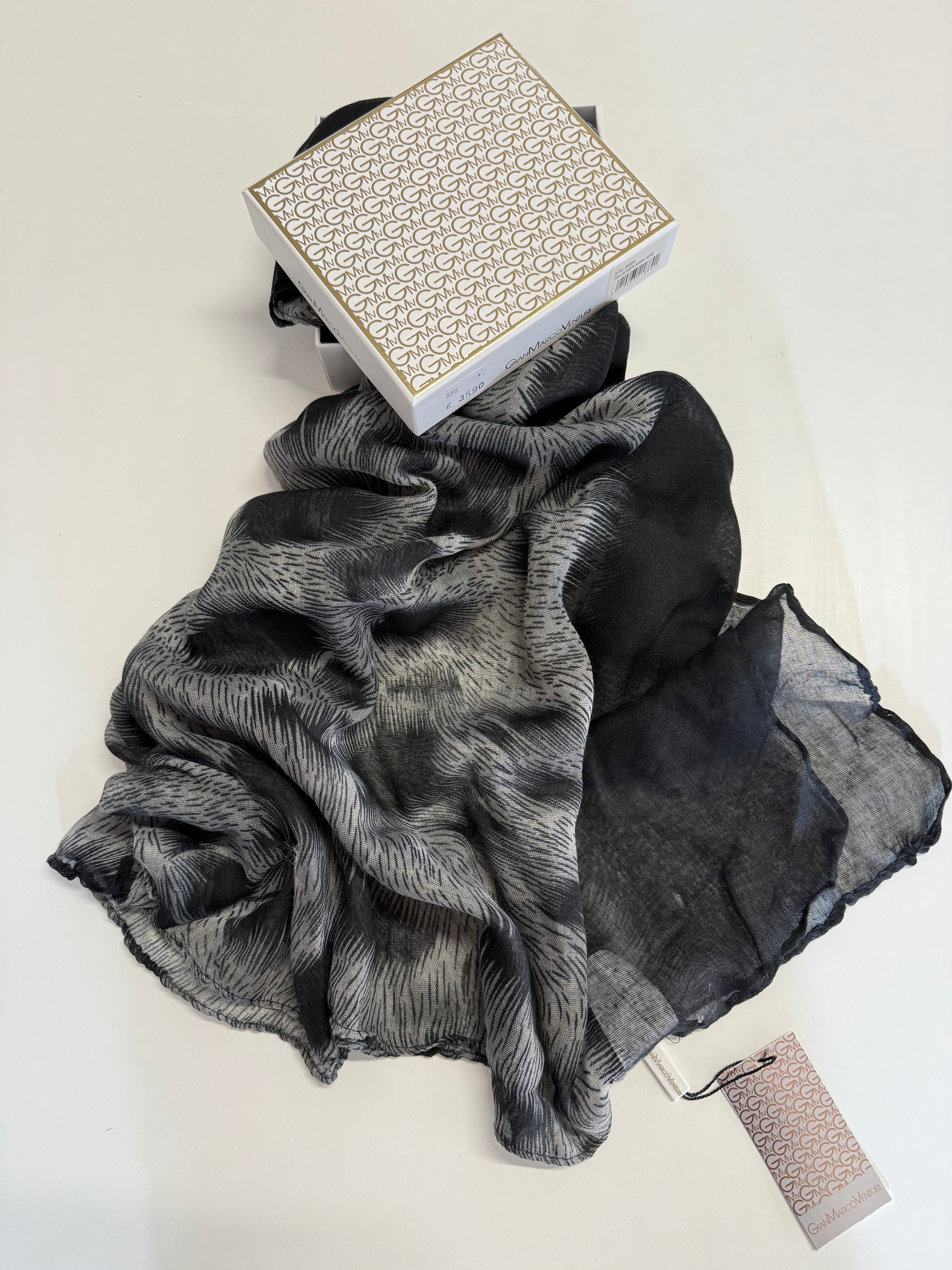 GIAN MARCO VENTURI Sciarpa