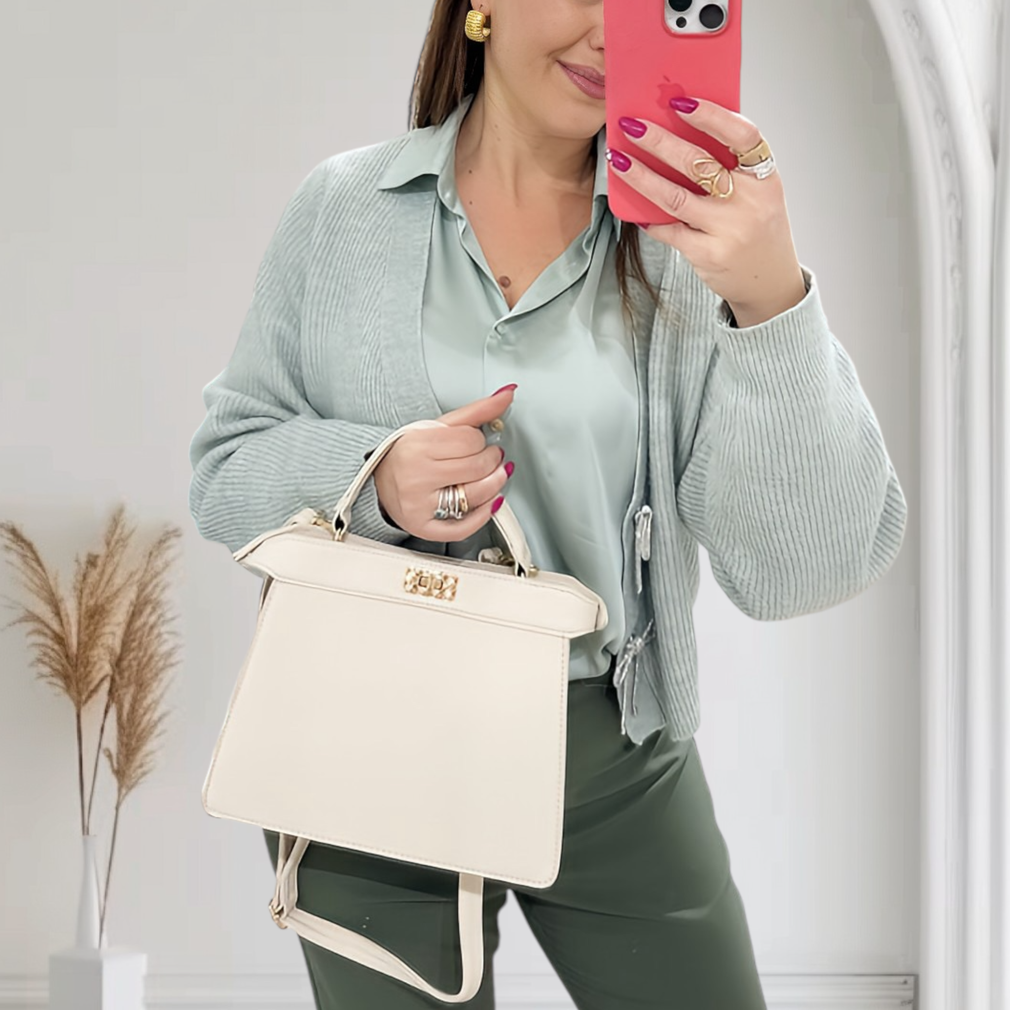 Borsa Kate.