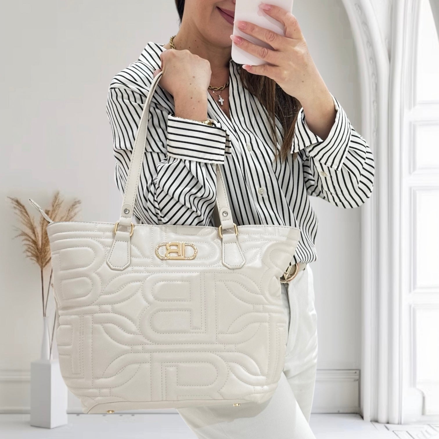 LAURA BIAGIOTTI Shopping