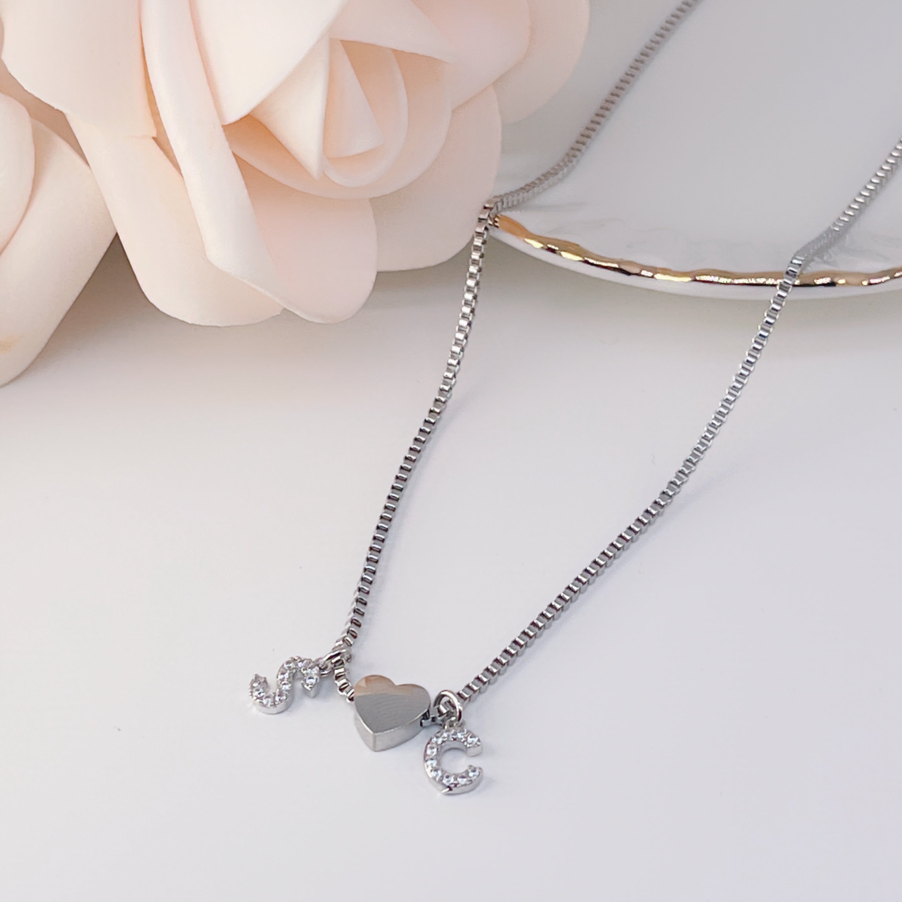 Collana Personalizzata Iniziale Luxury - SCINTILLE ACCESSORI MODA