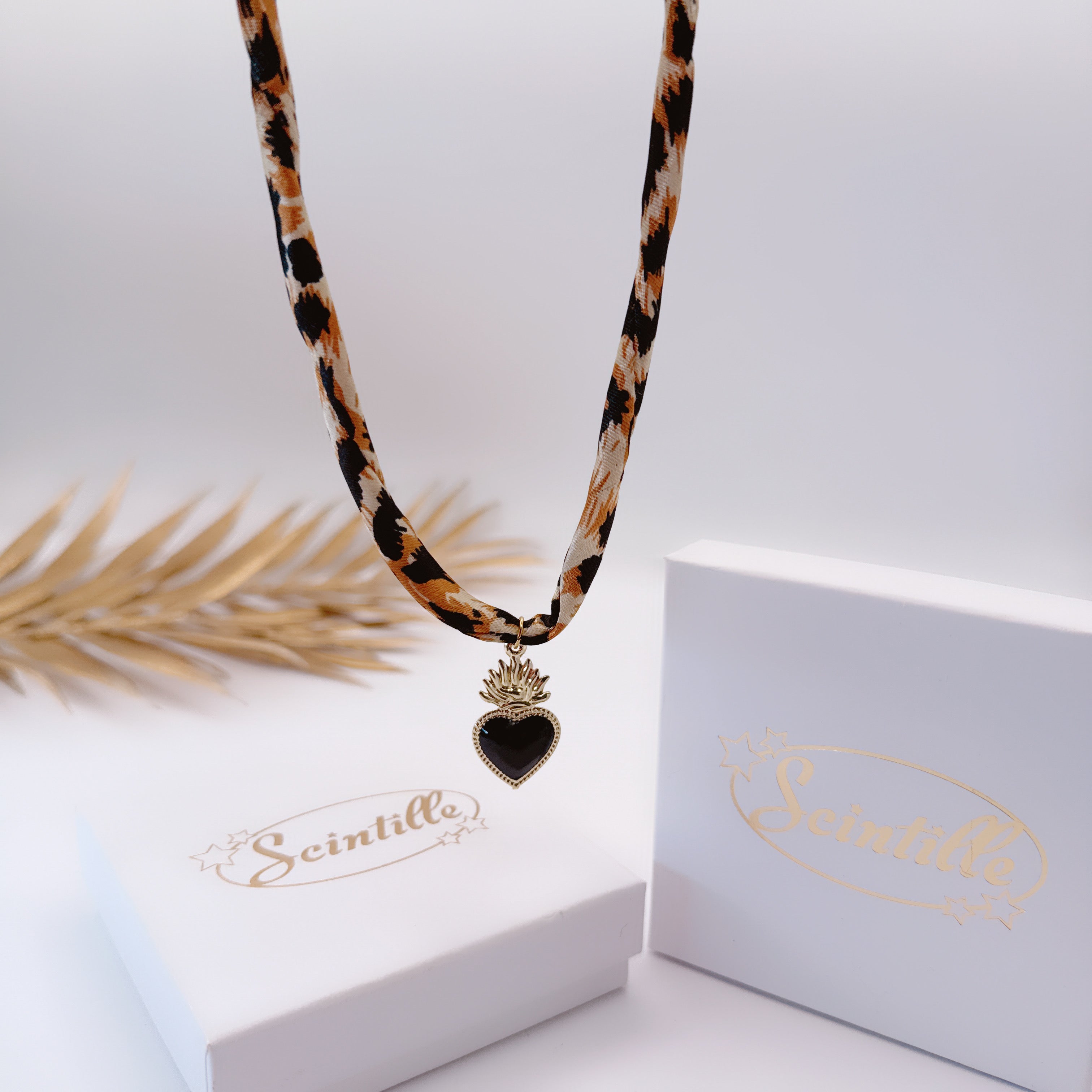 Collana Animalier Cuore Sacro