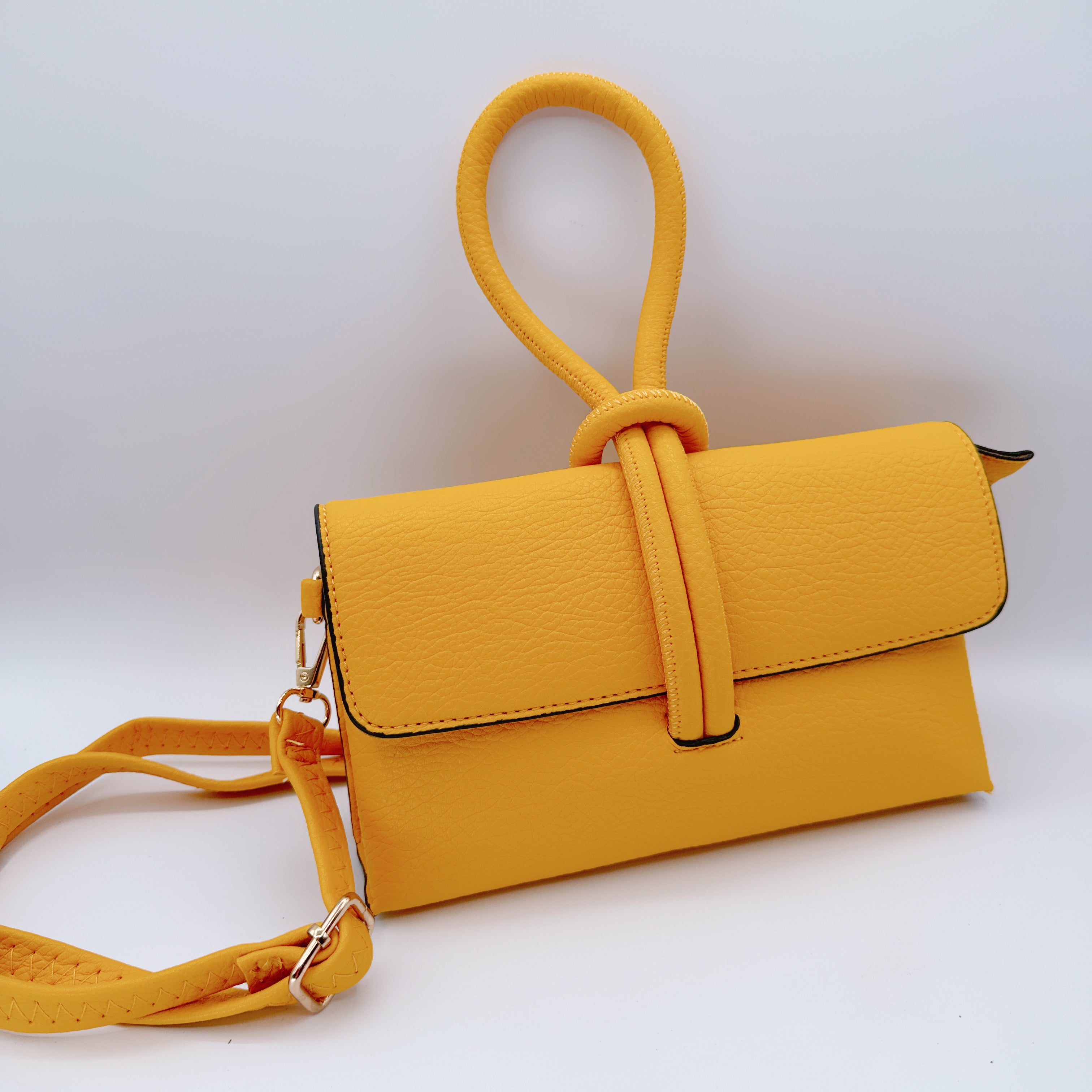 Borsa CLOE'
