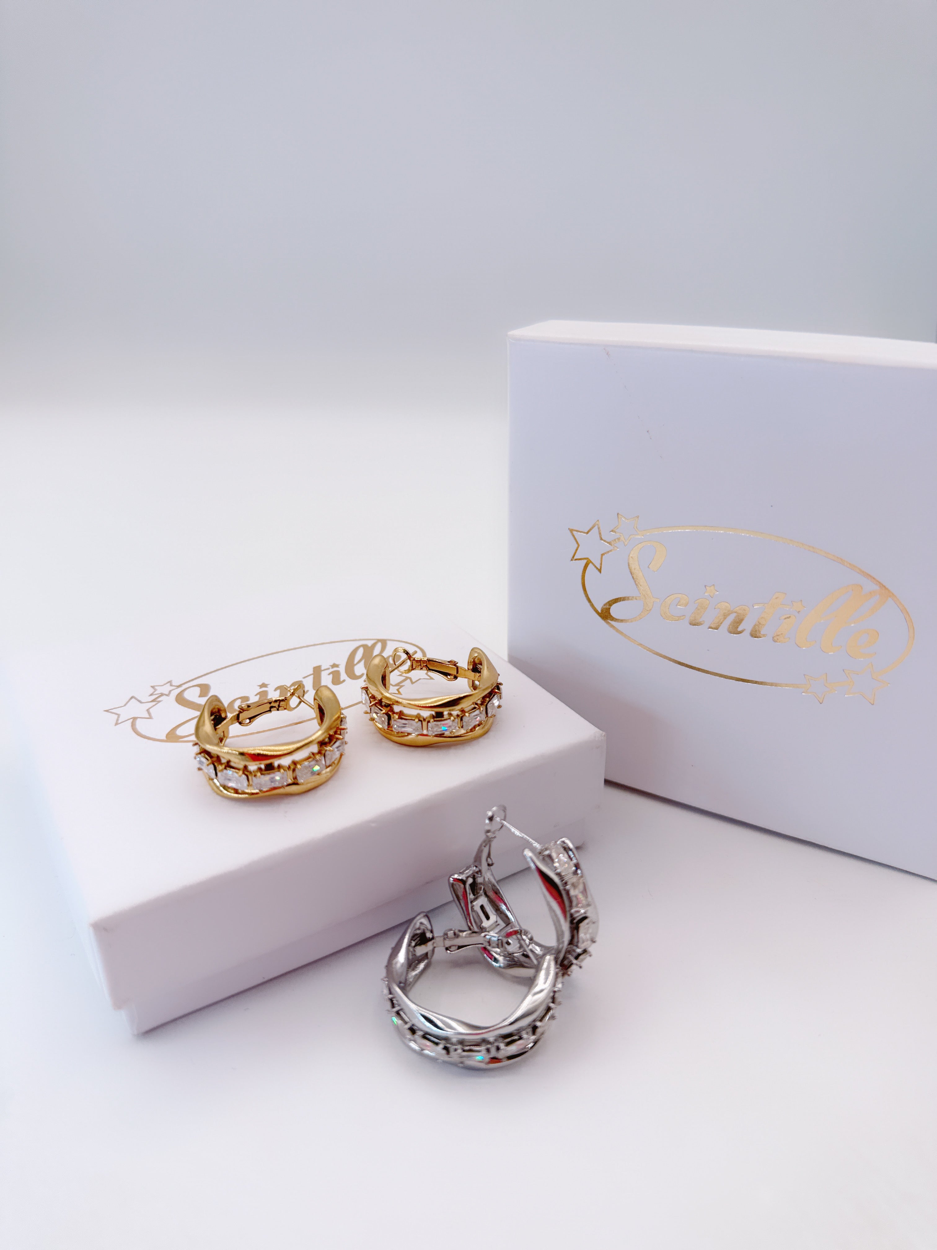 Orecchini Cerchio Zirconi Baguette